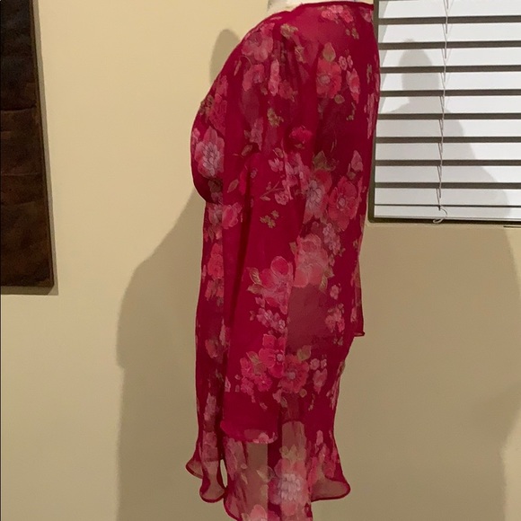 Mauve nightgown with flowers - Picture 4 of 6